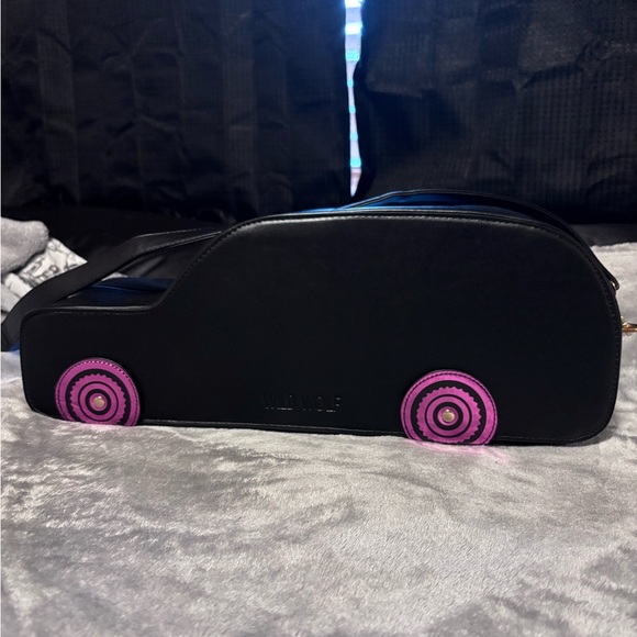 WILD WOLF EXCLUSIVE SPOOKY HEARSE PURSE - PINK AND BLACK - Picture 5 of 5